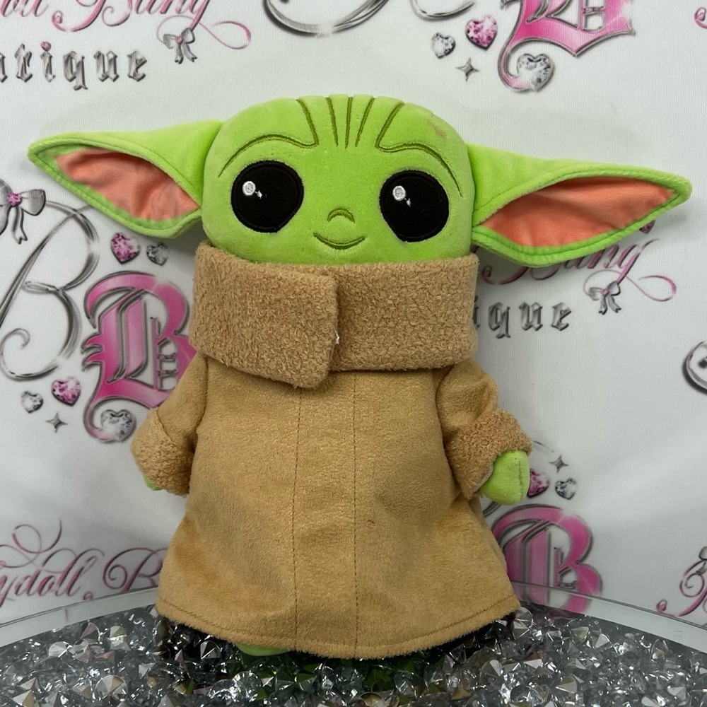 Disney baby yoda grogu Star Wars Velcro scarf Green Plush Toy with Tan Coat